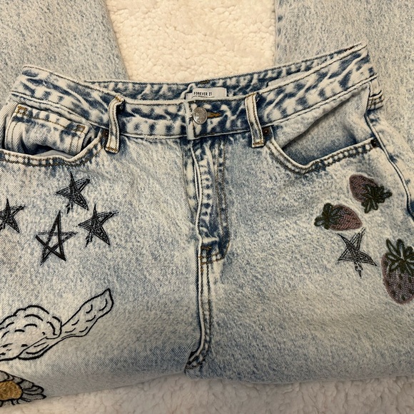 Forever 21 Angel Doodle Embroidered 90s High Rise Jeans Size 29 - Picture 5 of 11